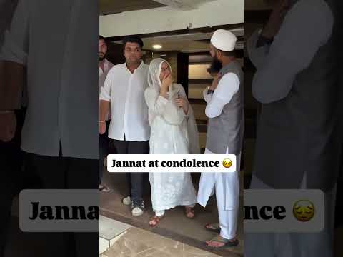 Jannat Zubair Rahmani at condolence of Sana Khan’s mother.  #jannatzubairrahmani #condolence #e24