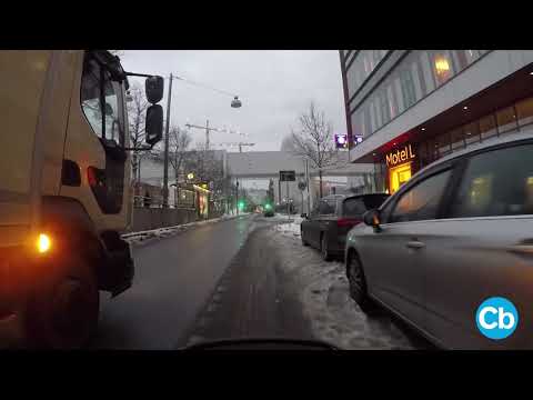 När du hamnar innanför en lastbil som ska svänga