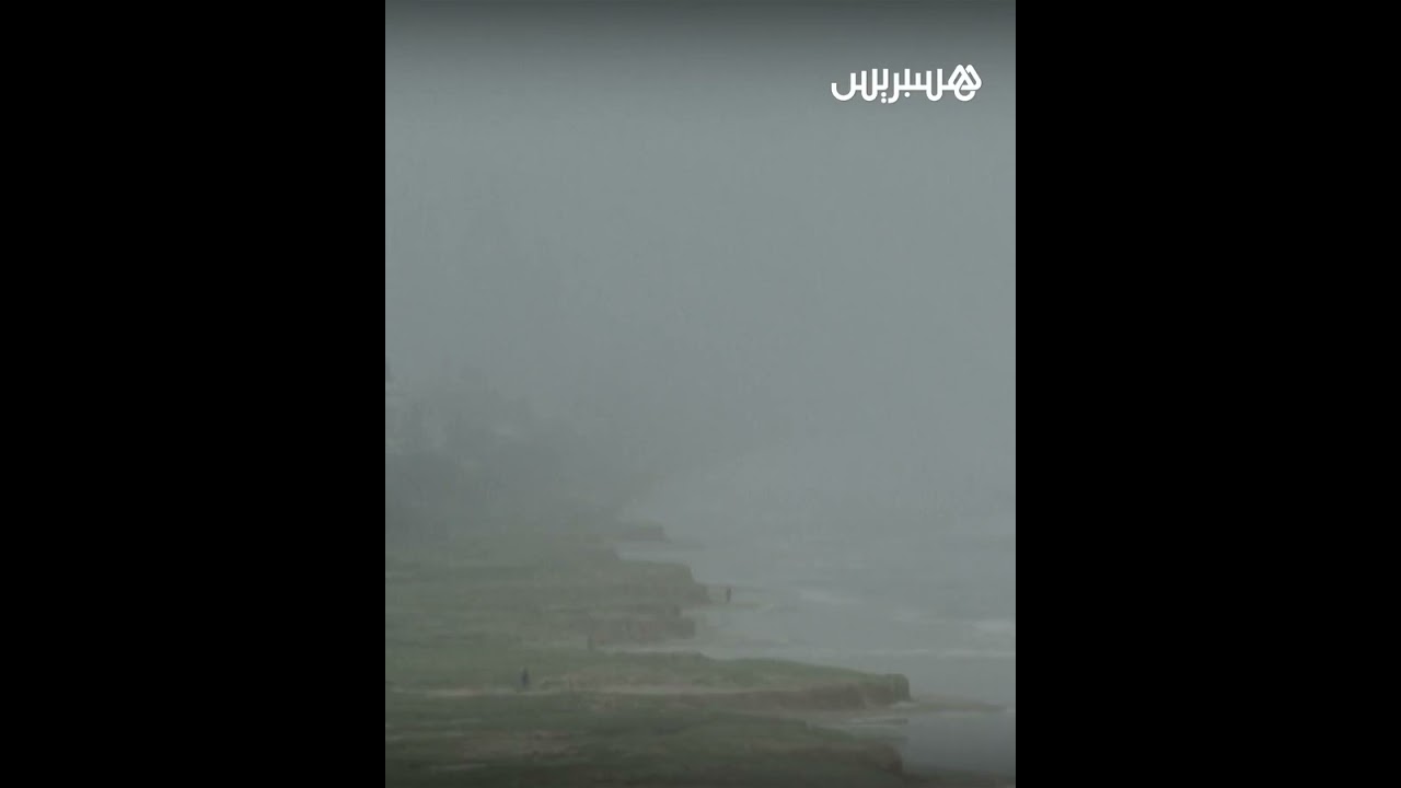 عواصف شديدة تضرب جولد كوست بأستراليا برياح وأمطار غزيرة thumbnail
