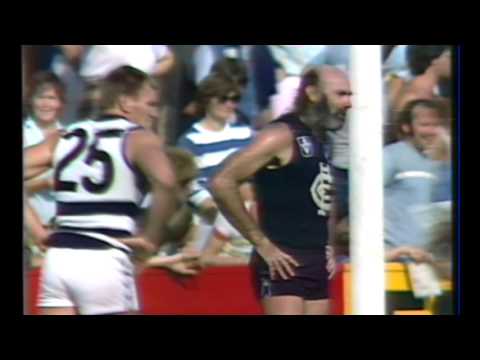 Bruce Doull with no headband 1984 round 3