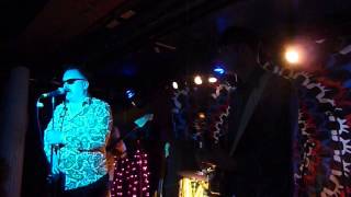 Cud 18 Love In A Hollow Tree Monto Water Rats 15122012