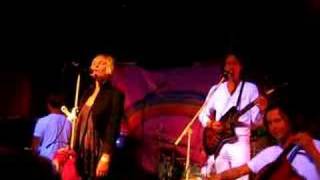 Sia - The Co-Dependent (live at Crawdaddy)