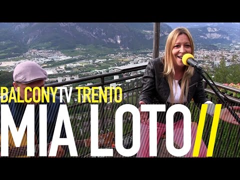 MIA LOTO - CHIAR DI LUNA (BalconyTV)
