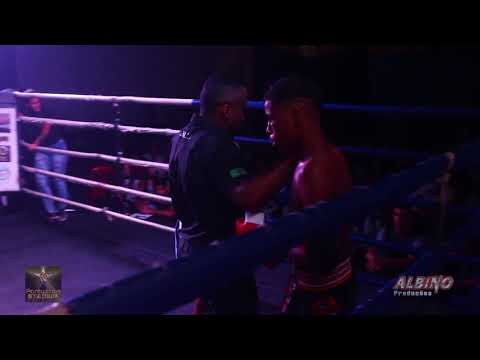 THAI KIDS 13  - Thayran Laia (Black Mamba) x Pedro Ricardo (Garra Combat) 53 kg