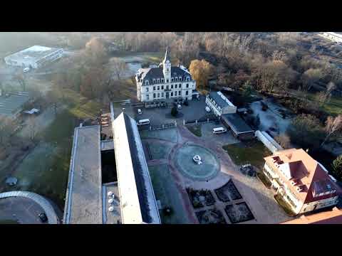 Schloß Schönefeld - Luftaufnahme - 1080p 25fps H264 128kbit AAC