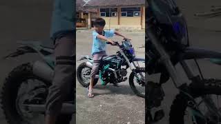 Download lagu Alhamdulillah mass adam seneng 🫠 Trail CRZ 110Cc #shorts #bahagia #alhamdulillahsyukur#trailer mp3 Download lagu Alhamdulillah mass adam seneng 🫠 Trail CRZ 110Cc #shorts #bahagia #alhamdulillahsyukur#trailer mp3