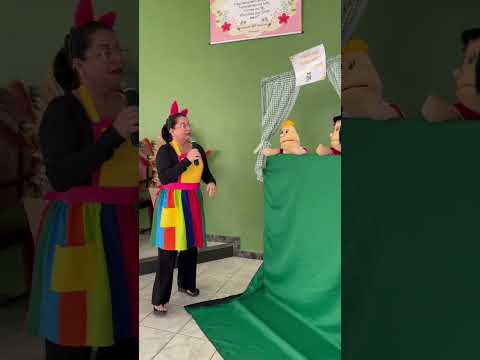 A apresentação da turma em Aimorés, Minas Gerais