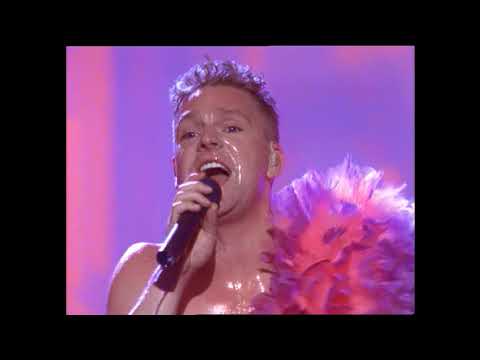 Erasure - Love To Hate You (Chorus Live HD)