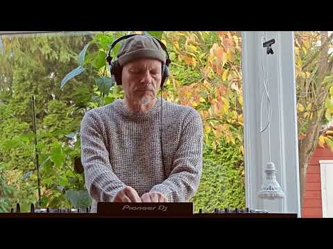 Deep Resonance – Hypnotic Chill-out Techno