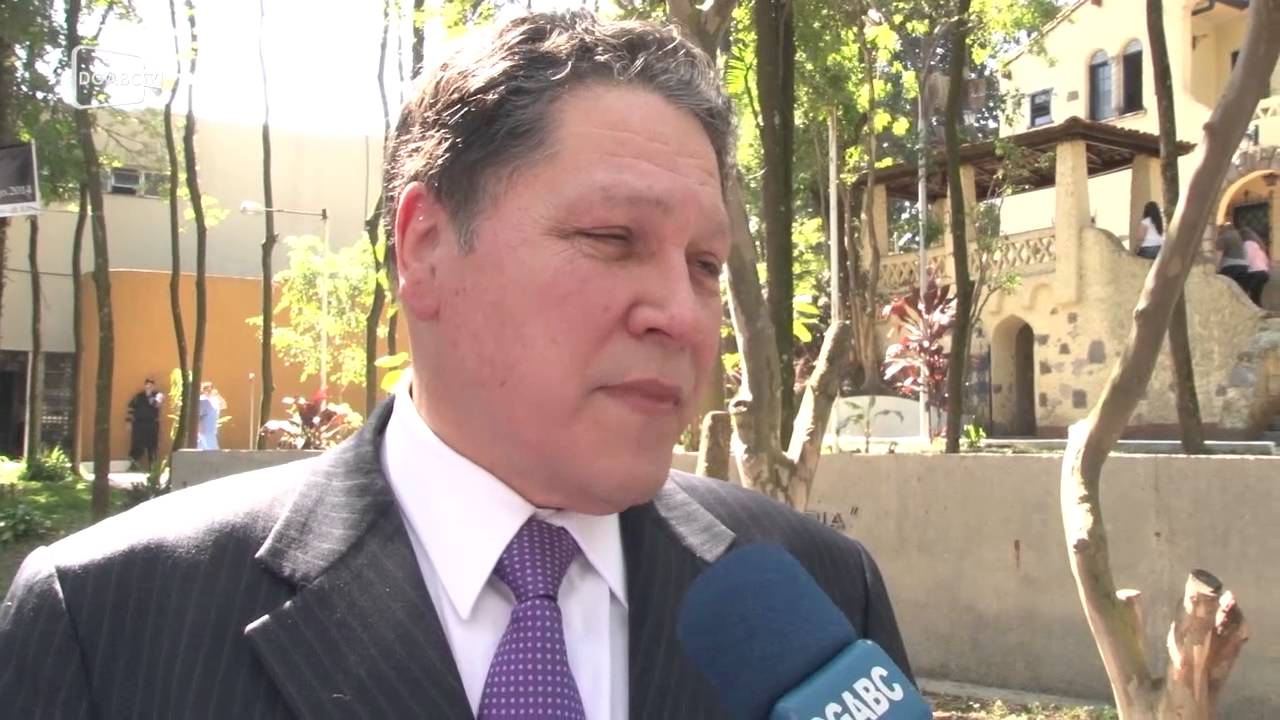 Faeco comemora 60 anos e anuncia curso em gestão pública; veja vídeo