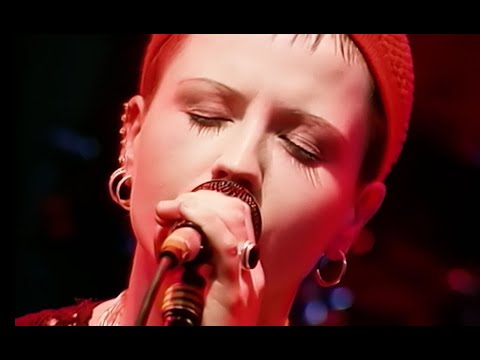 In Memory of Dolores O’Riordan – Dreams (Acoustic Version w/ Lyrics) by the Cranberries