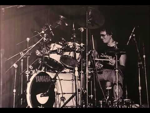 Michael Landau with Vinnie Colaiuta 'Roodis Tones' live Baked Patato LA