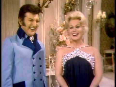 The Liberace Show: Liberace welcomes Miss Eva Gabor (1969)