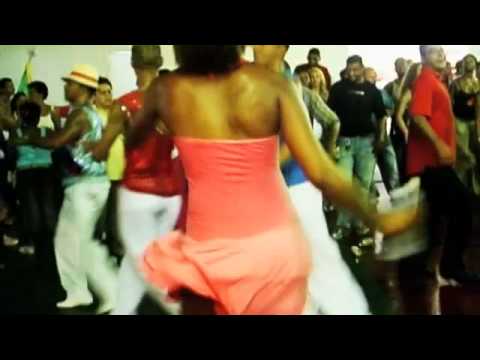 Acadêmicos do Grande Rio apresenta o seu samba-enredo de 2005 - Arquivo Radar