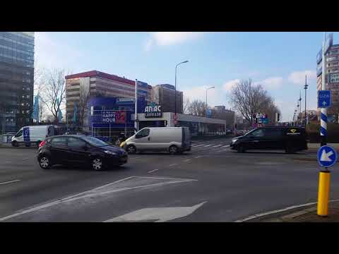 HTM R.NET Tramlijn 17 Wateringen - Centraal Station Siemens Avenio 5033