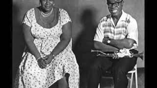 The Frim Fram Sauce (1946) - Ella Fitzgerald and Louis Armstrong