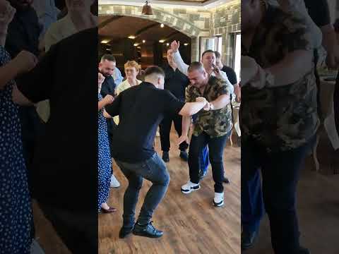 Vilson Zani   Molle kuqe     Te fiku te molla   Super event 🔥   067 63 50 377 per cdo gezim familjar