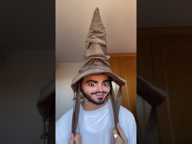 Vídeo relacionado con WIZARDING WORLD - PACK 5 FIGURAS HARRY POTTER Y LA CÁMARA SECRETA: HARRY, BASILISCO, FAWKES, RIDDLE, SOMBRERO Y CAJA DE EXHIBICIÓN - 6068622 - Juegos Infantiles - Juguetes Niños 6 Años +