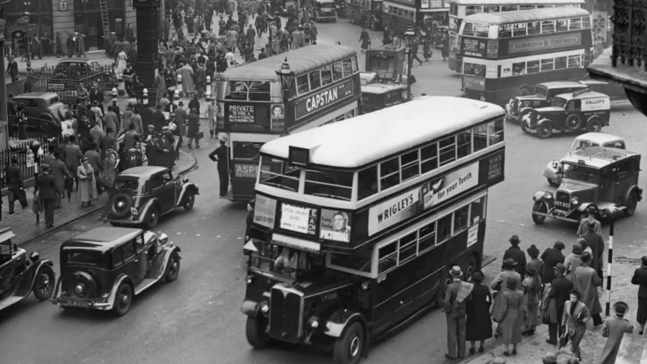 Evacuees opening sequence