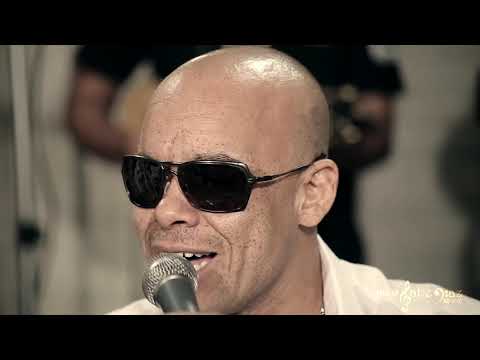 Cerveja de Garrafa/Pé na areia Grupo Quem Sabe Faz ao Vivo