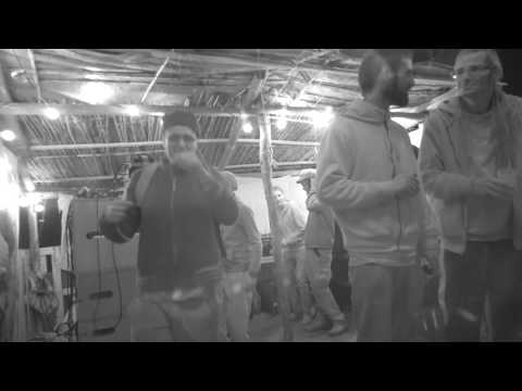 I STATION play JAH EMBASSY exile : DUB un FARM