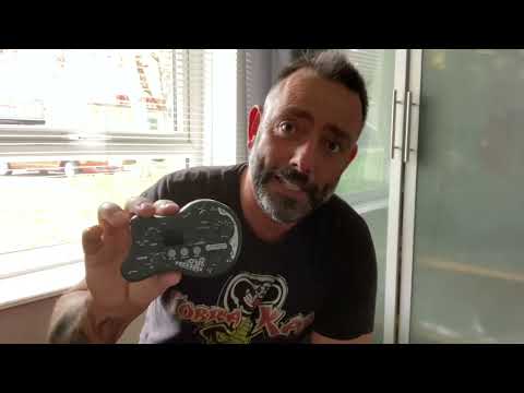 Ammoon Pock Rock portable guitar effects processor. Tiny price for lots of sounds!