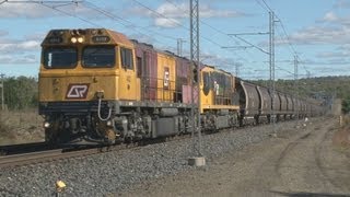 preview picture of video 'Diesel locos on coal traffic : QRN : Australian trains and railroads'