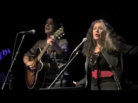 Martha And Eve -  Liga Psixoulla Agapi (A Few Drops Of Love) (Live Performance) (2013)