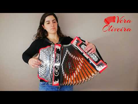 Vera Oliveira (Concertina) - Chapéu preto