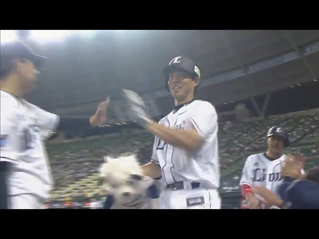 【4回裏】ライオンズ・秋山の3ランホームランでチームは今シーズン最多得点!! 2017/7/11 L-M