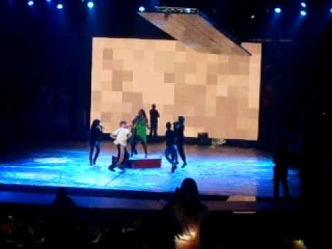 Carla Moreno - Sobrevivo (set me free)