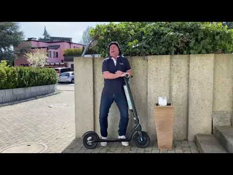 Alfonso verlost den 123 E-Scooter für die Cool AG
