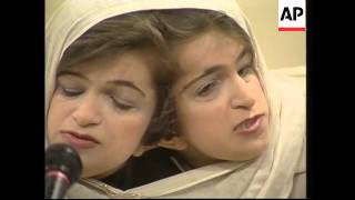 Twins say they're very excited to be having surgery video