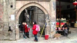 preview picture of video 'Zhenyuan Ancient City 鎮遠古城 - 活潑的孩童 day 5 - 14 ( China )'