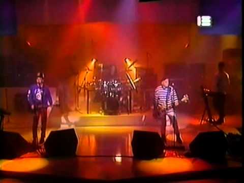 Soda Stereo - Luna Roja - FAX en Concierto - 1992