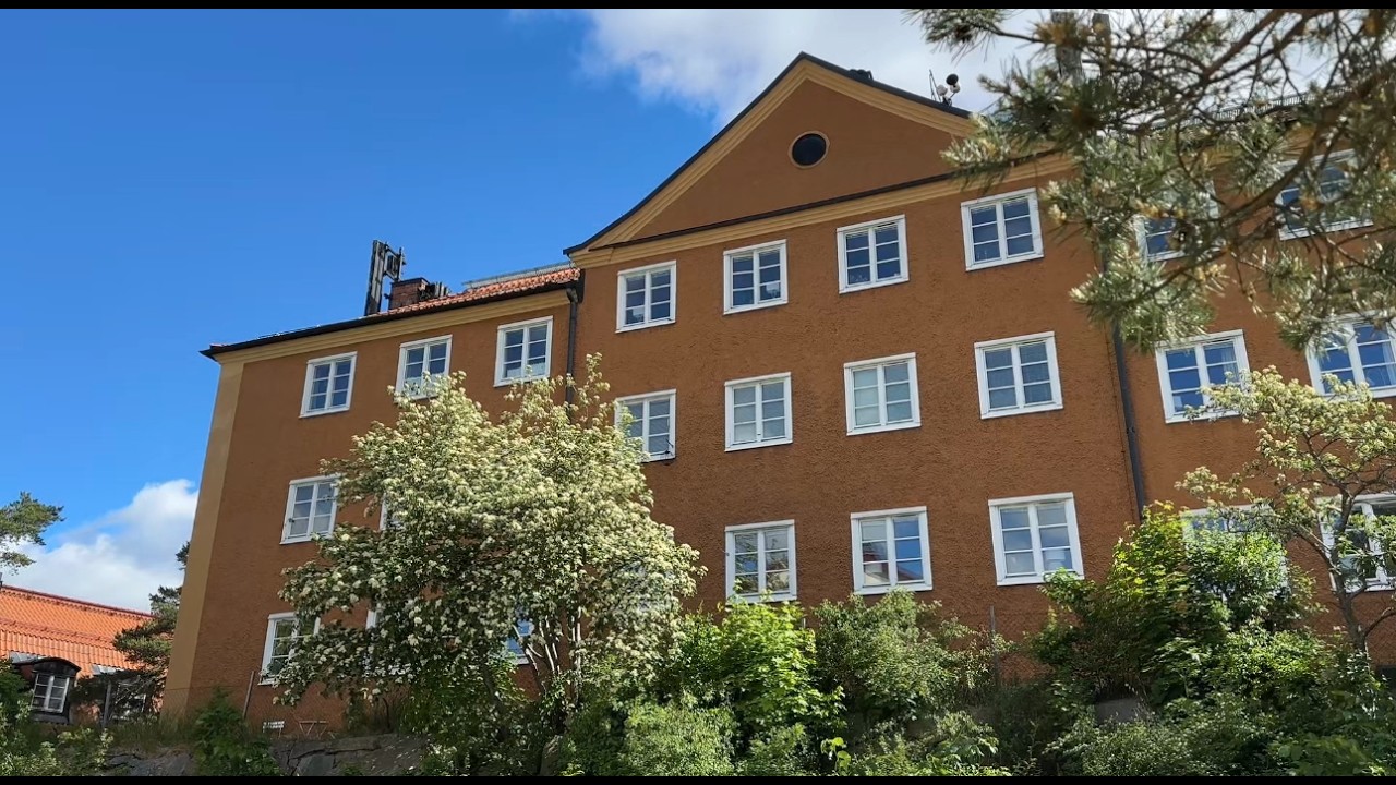 3 rum Lägenhet på Tallbacksvägen 14 Bromma/ Ulvsunda Stockholms kommun - video