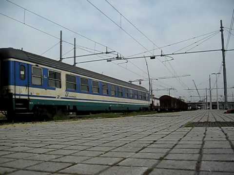 Carrozza UIC-X + E655.475 con MI Marcianise - Bologna Sd