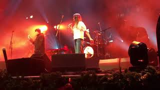 Paul Heaton and Jacqui Abbot The lord is a white con