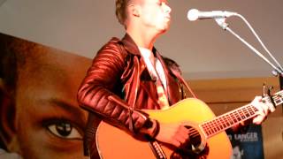 Mads Langer intim koncert d 19.10- Death Has Fallen In Love