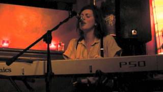 Olivia Chaney - Waxwing (The Gladstone, 15th July 2010)