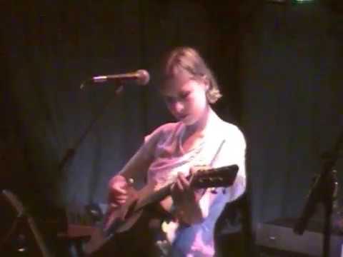 Eleni Mandell  30/09/02  Paris, Guinguette Pirate, parts 1&2