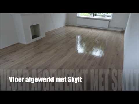 Een vloer schuren in 4 minuten !