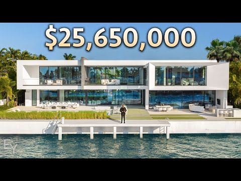 , title : 'Touring a $25,000,000 Waterfront Home with a FLOATING BEDROOM!'