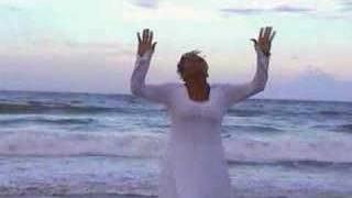 Stacy Johnson Performs "I Understand" by Smokie Norful