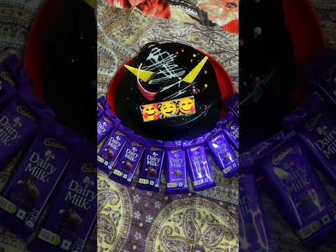 #birthday 😊🥰🤤😋😍#tasty#cake #shortclips #enjoy #chocolate