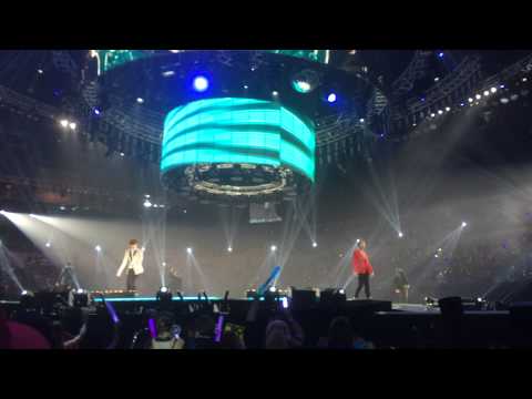 VIXX Hongbin & Ken dancing to Light Me Up