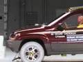 Crash Test 1999 - 2004 Jeep Grand Cherokee (Front) IIHS