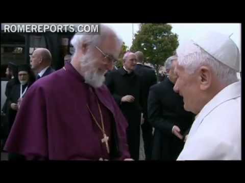 Rowan Williams apoya la receta vaticana contra la crisis