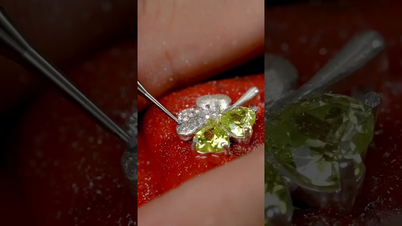 Making a four-leaf clover necklace#jewelry #handmade #popular #jewelrymaking