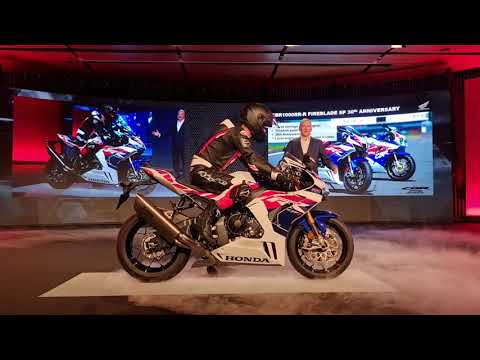 Honda CBR1000RR R Fireblade SP 30th Anniversary
